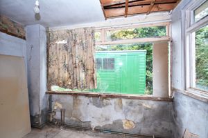 Photo 8- click for photo gallery